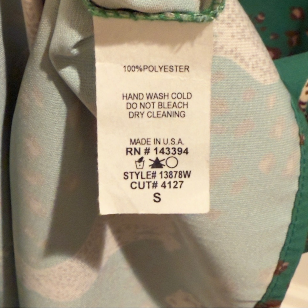 Cotton Bleu Oversized Small Green Leopard Blouse Boutique Preppy Chic  Bougie - Picture 7 of 8